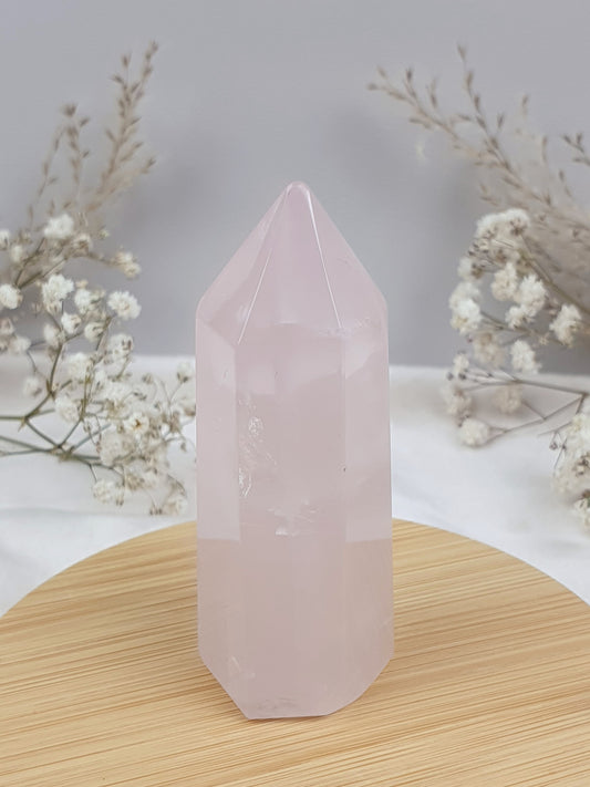 Kleiner Rosenquarz Turm (3)