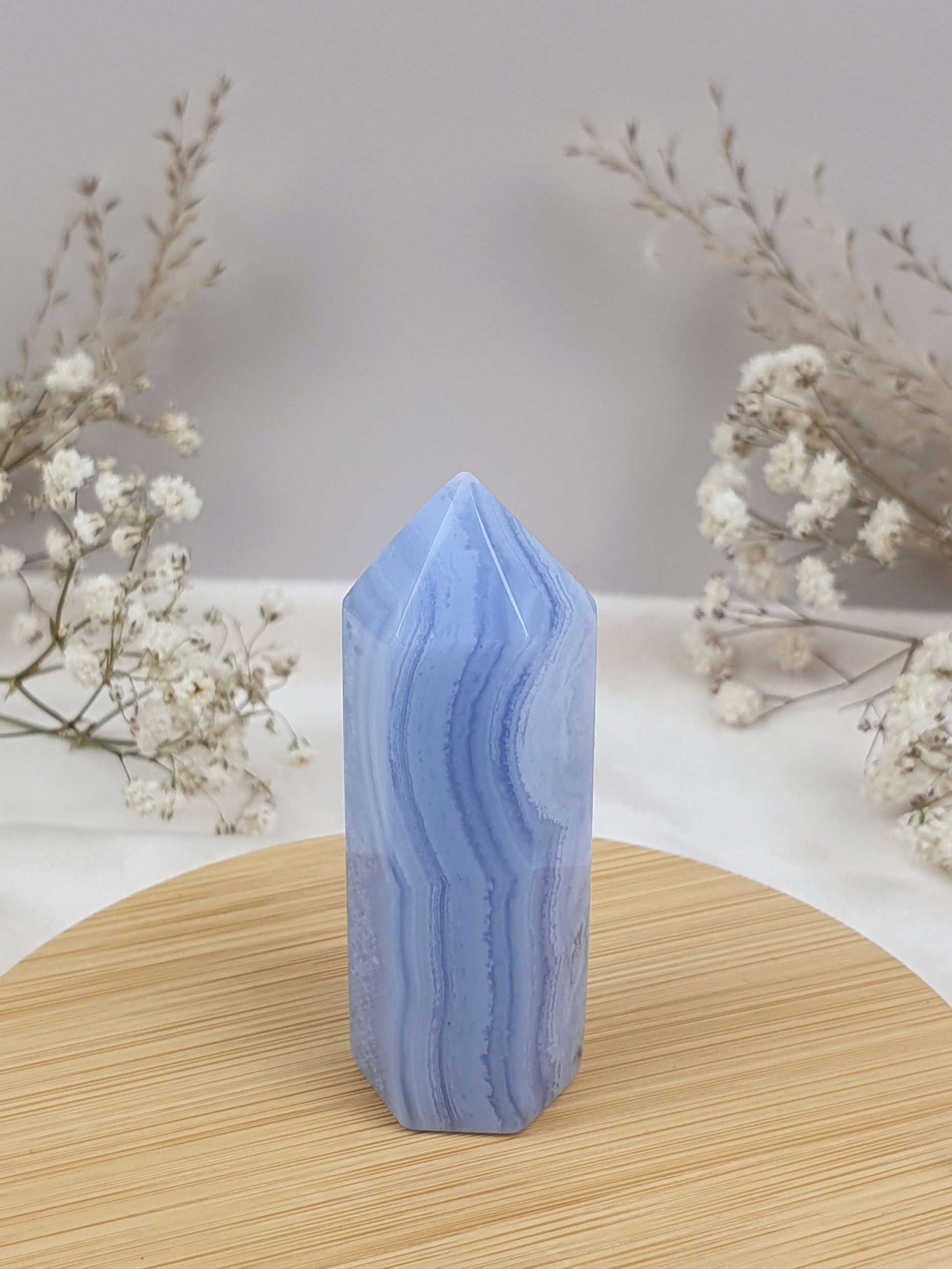 Blauer Chalcedon Turm