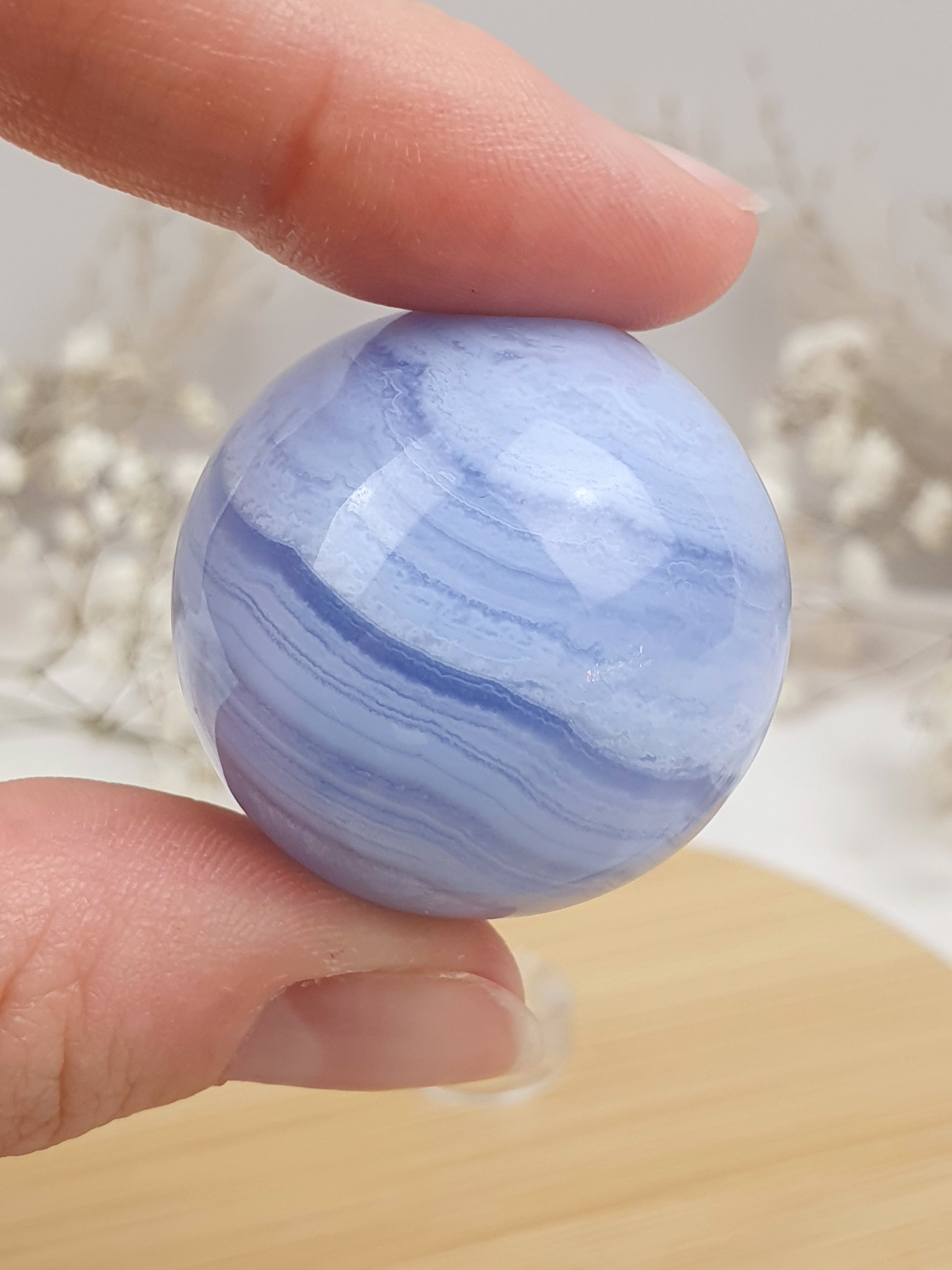 Blaue Chalcedon Kugel (1)