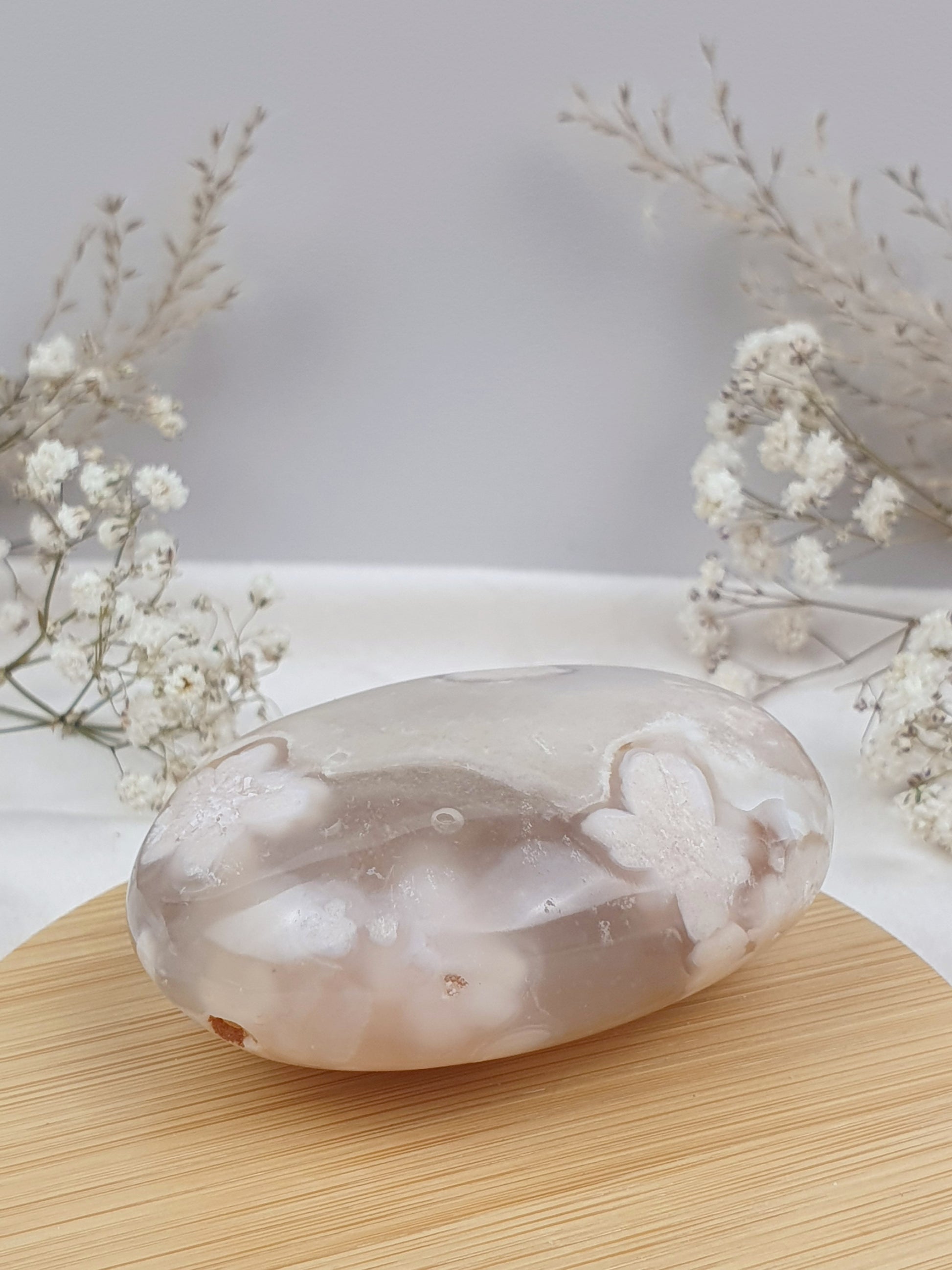 Kirschblüten Chalcedon Handstein (3)