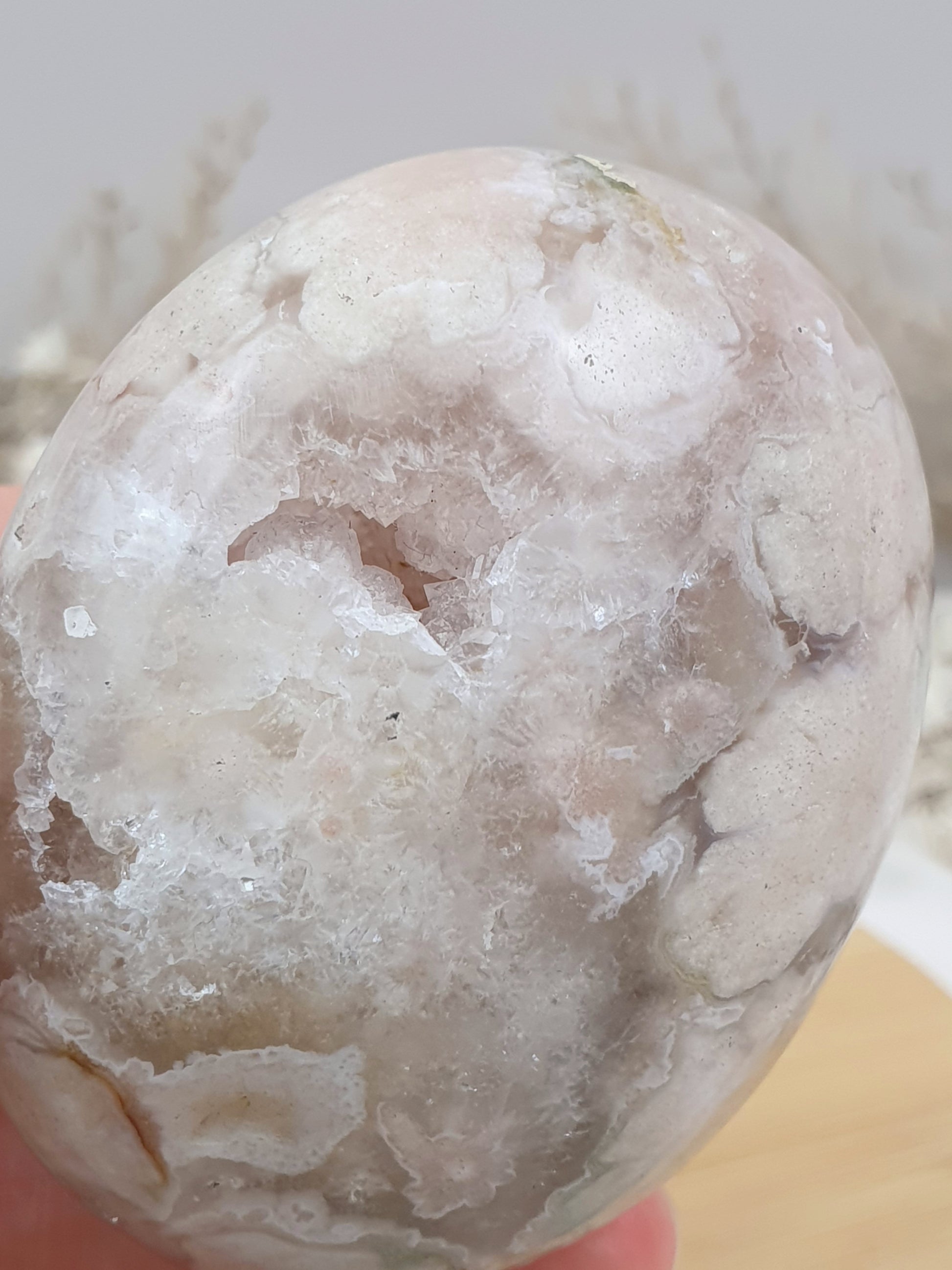 Kirschblüten Chalcedon Handstein (4)