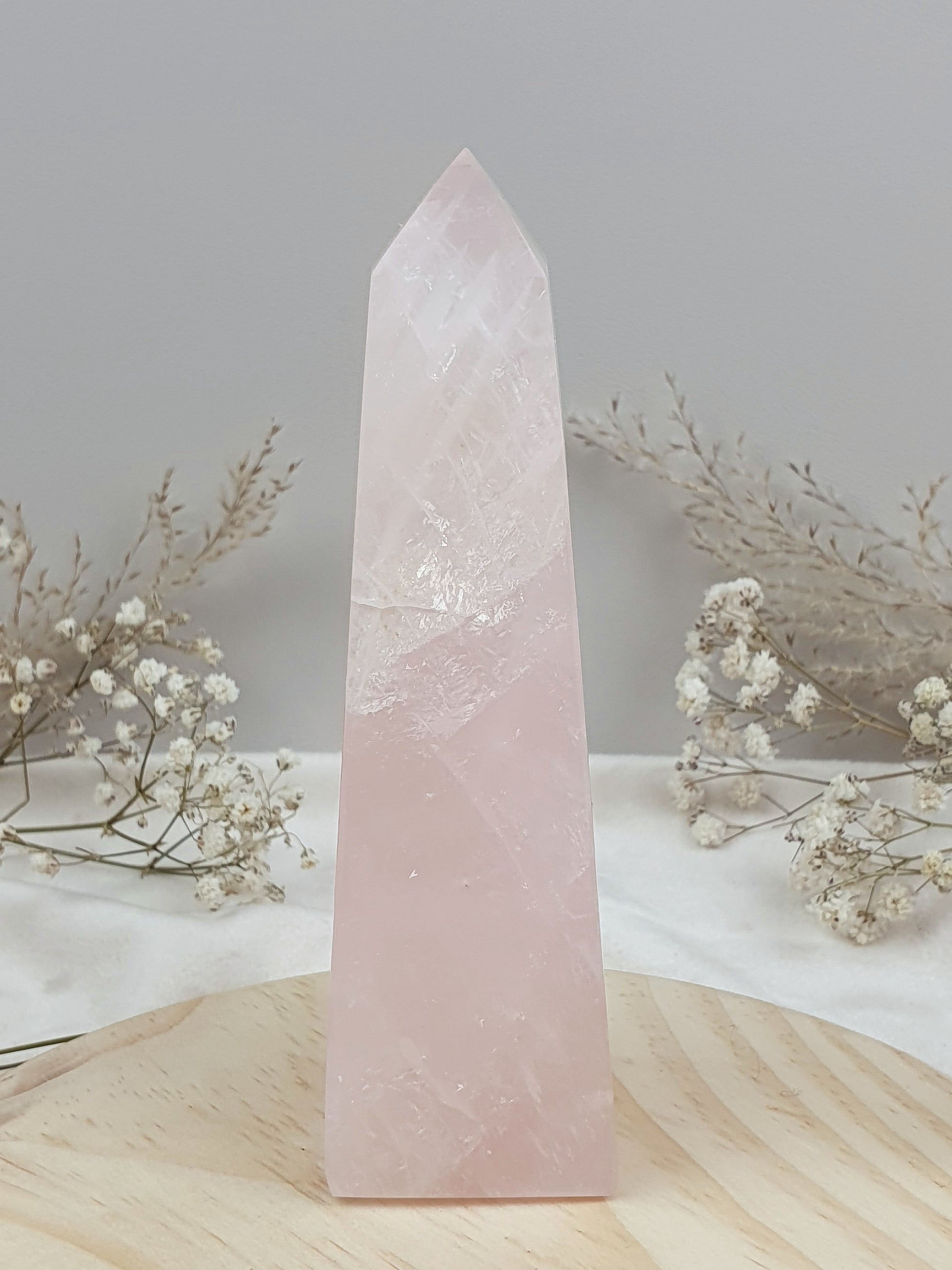 Rosenquarz Obelisk