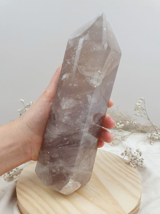 Dunkler Rosenquarz Turm (XL)