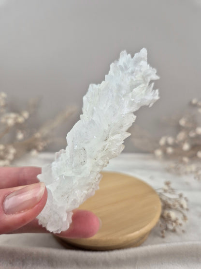 Weißer Aragonit Cluster (2)