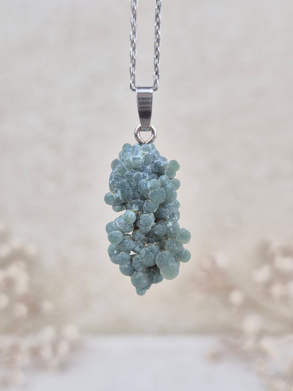 Grüner Traubenachat Anhänger, 925 Silber