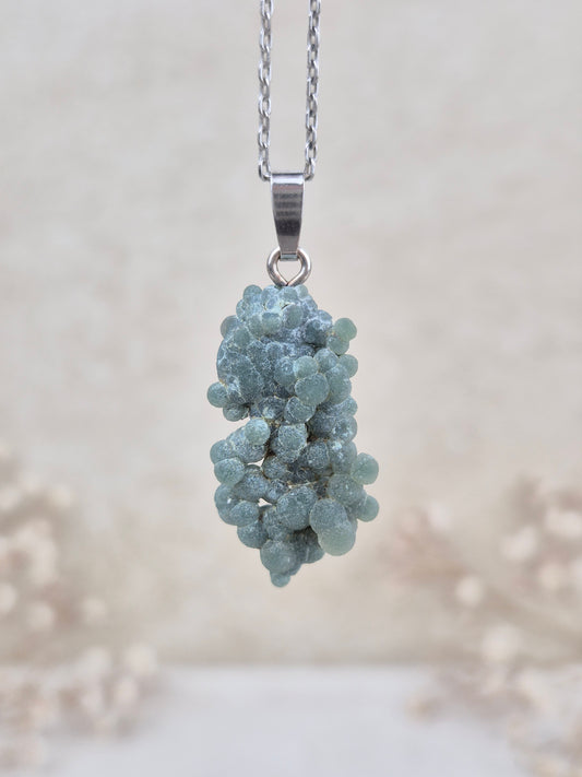 Grüner Traubenachat Anhänger, 925 Silber