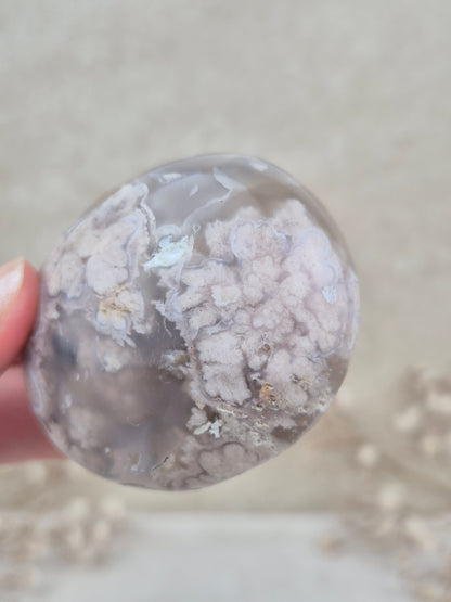 Kirschblüten Chalcedon Handstein (3)